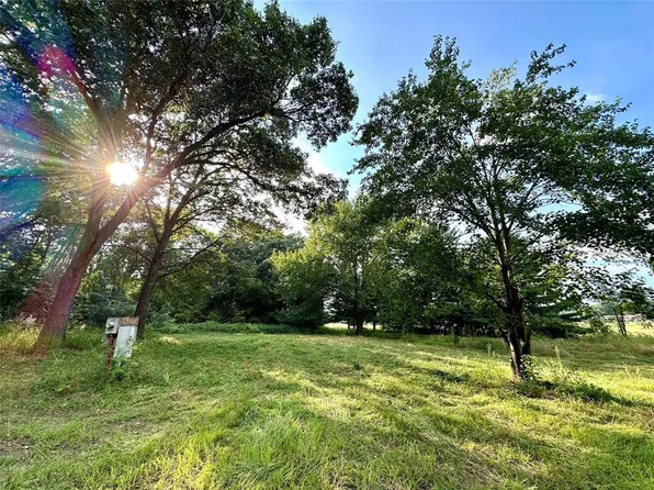 1438 Pleasant Hill Road, Eau Claire, WI 54703