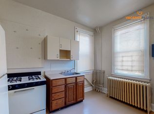 2815 N Calvert St #3B, Baltimore, MD 21218