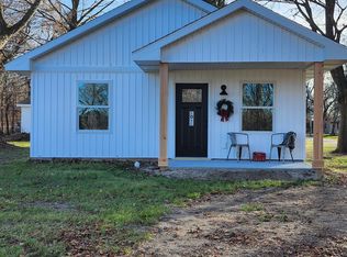 902 Reed St, Nashville, MI 49073