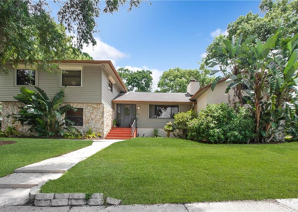 1st image of 3535 Macarthur Dr