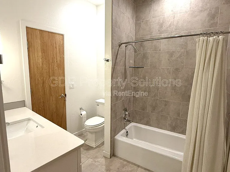 3600 Central Ave SE — Photo 19