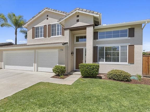 3rd image of 1333 Sandpiper Ln