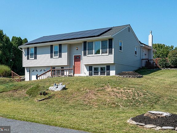 2nd image of 237 Buttonwood Dr