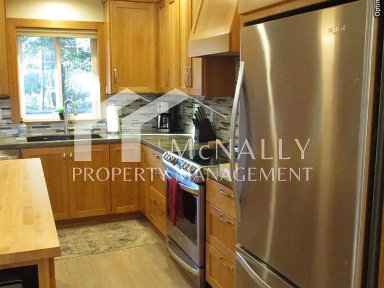 4208 Forest Beach Dr NW — Photo 6
