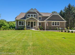 7171 Lucy Dr, Dexter, MI
