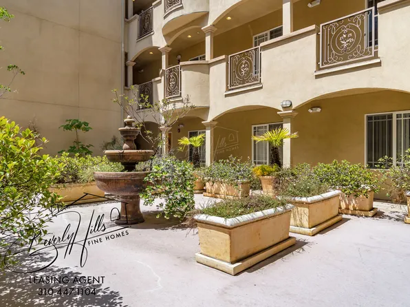 11911 Mayfield Ave #Penthouse 8, Los Angeles, CA 90049