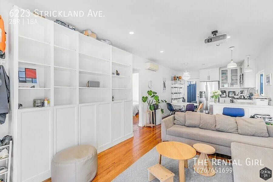 Cozy Hillside Retreat | Detached Office & One-Car Garage | Expansive Outdoor Space | Ductless AC ... — Photo 4
