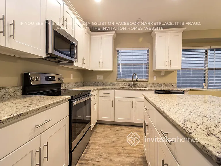14100 Yellow Wood Cir — Photo 7