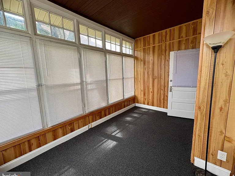 735 Morgan Ave #1 — Photo 18