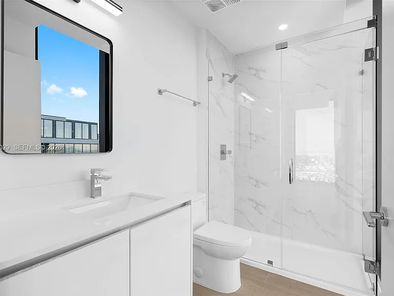 700 NE 24th St #Penthouse 6005 — Photo 19