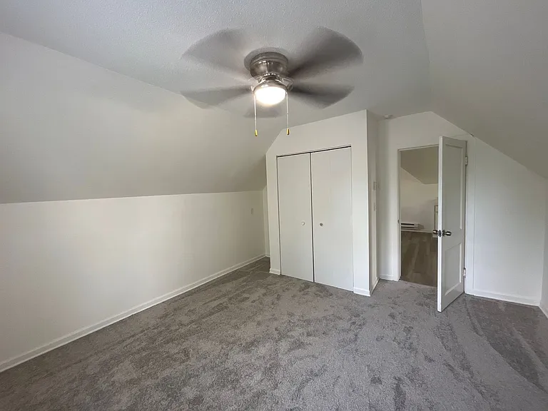 1000 Mclean Ave — Photo 6