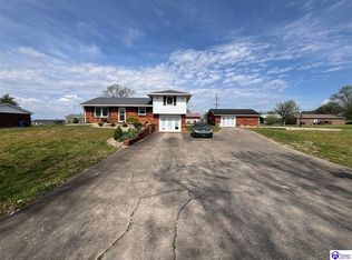 170 Kristi Ln, Campbellsville, KY 42718