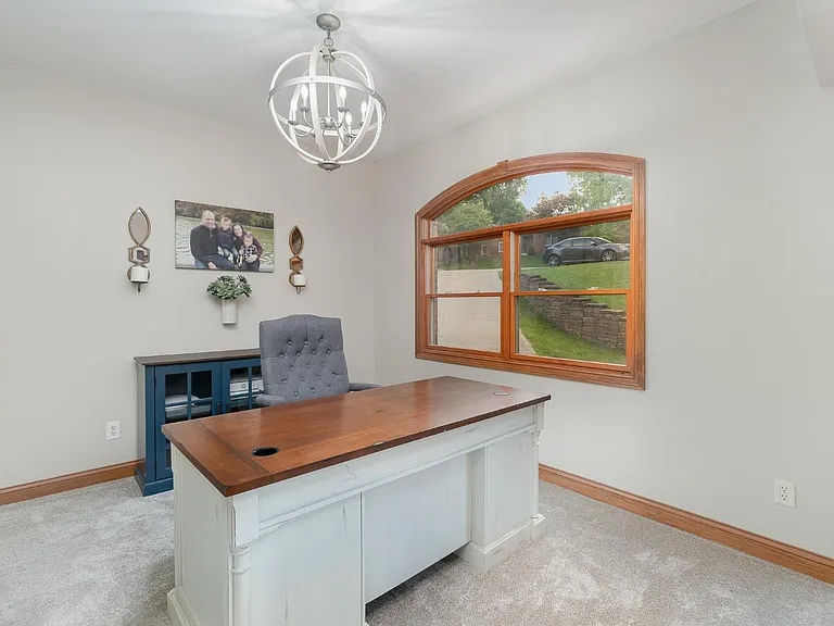 1753 Cove Cir E — Photo 9