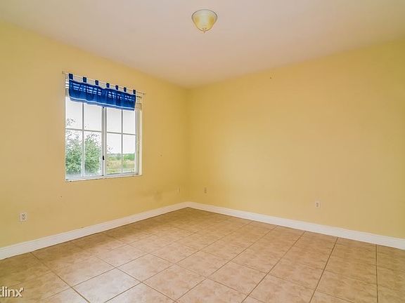 1394507-830w553h