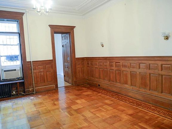 3rd image of 159 W 76th St APT 2B