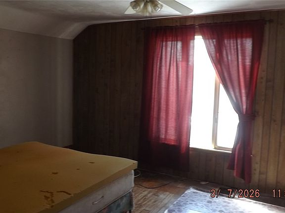 5th image of 14379 Maple St