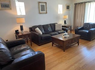 7349 W Conrad Ave, Niles, IL 60714