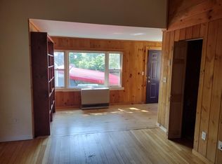 221 Malletts Bay Ave, Winooski, VT 05404