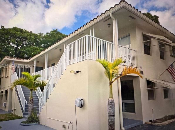 3031 NE 21st Ter APT 1