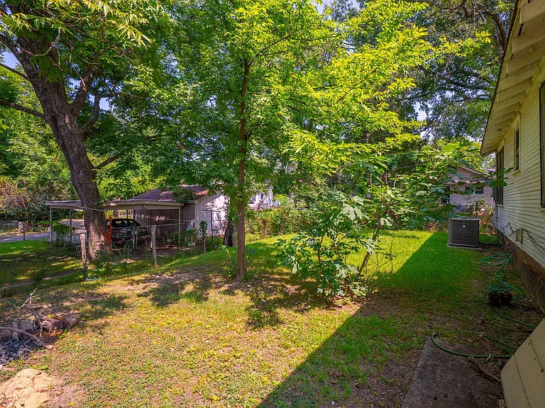 1018 Lewis St — Photo 24
