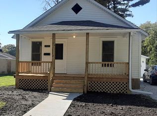 1720 Willard St, Galesburg, IL 61401