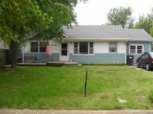 6701 N Randall Dr, Wichita, KS 67219