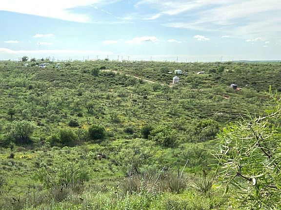 4th image of 9831 Amarillo Rd