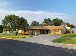 917 Walnut Ave, Goodland, KS 67735