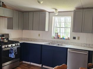 18 Davids Way, Stonington, ME 04681