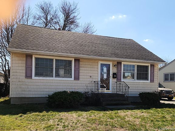 2nd image of 610 Bermuda Road