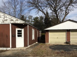 308 E McKibben St, Rossville, IL