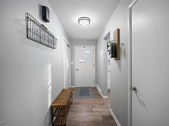 4th image of 7647 Connelly Rd