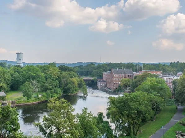 240 Main St #206, Little Falls Twp., NJ 07424