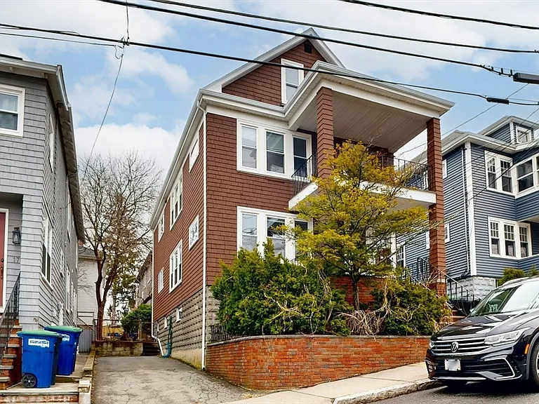 11 Sterling St #11 — Photo 25