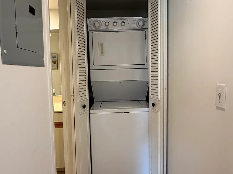Washer/Dryer in-unit!