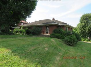 416 8th Ave, Saint Albans, WV 25177