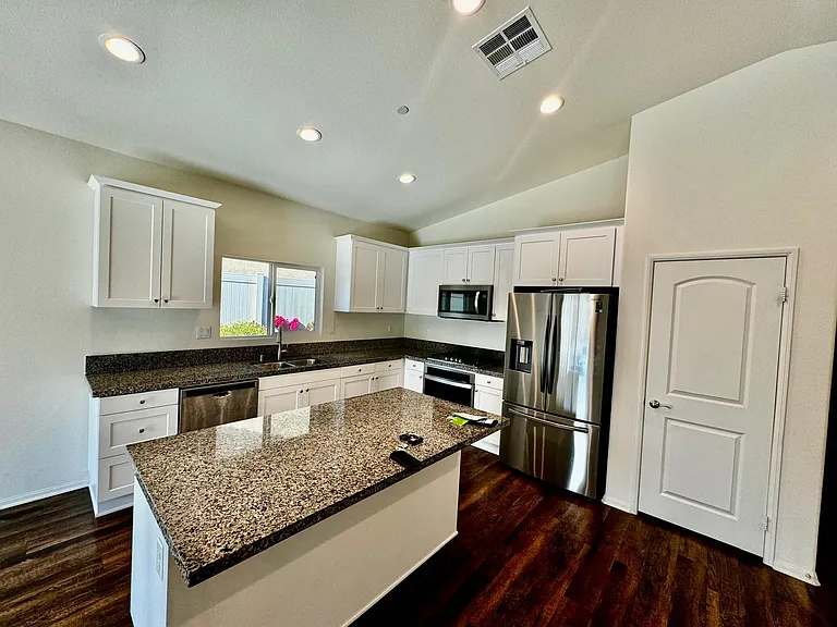 29803 Western Star Dr — Photo 22