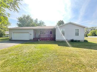 2800 Crestview Dr, North East, PA