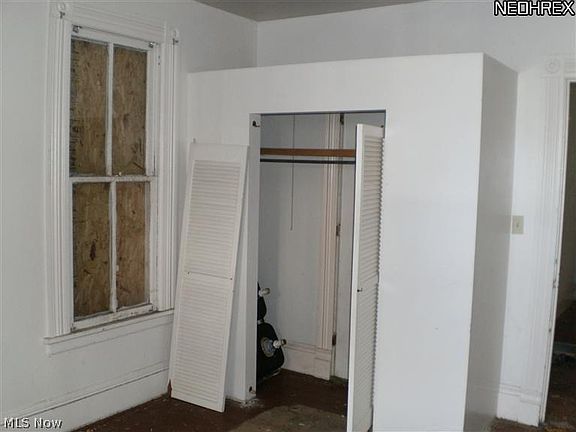 3rd image of 321 Tod Ave NW