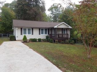 324 Horseshoe Rd, Central, SC 29630
