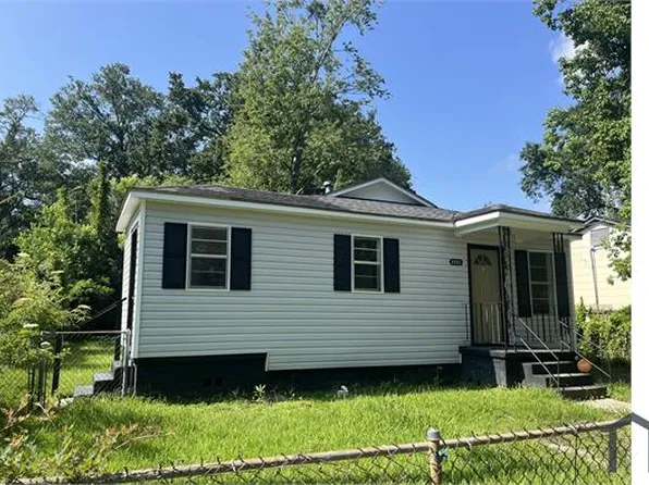 2253 Barlow St, Mobile, AL 36617