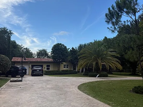 9801 SW 96th St, Miami, FL 33176