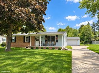 845 Roeser St, Freeland, MI 48623