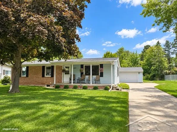 845 Roeser St, Freeland, MI 48623