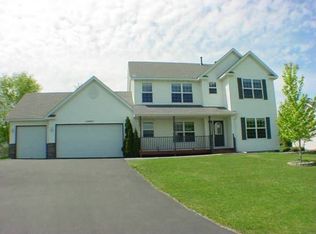 17407 Goodhue Ave, Lakeville, MN 55044