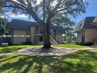 Building Photo - 3625 NW 94th Ave #3G