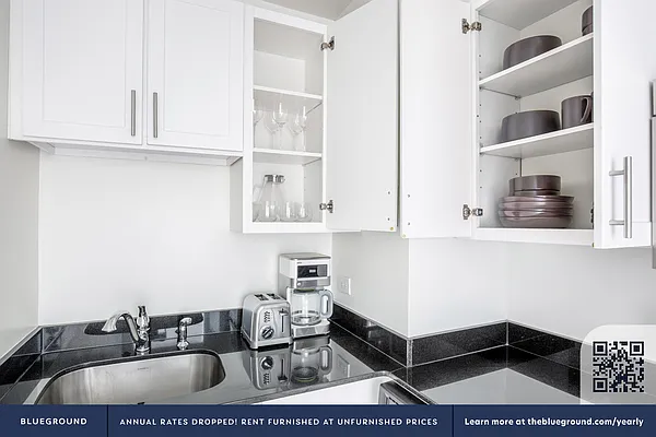 Rented by The Blueground | media 8