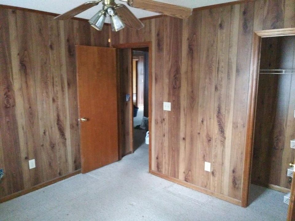 2nd image of 801 Williamsburg Ln