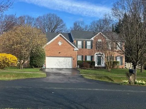 24322 Red Blaze Dr, Damascus, MD 20872