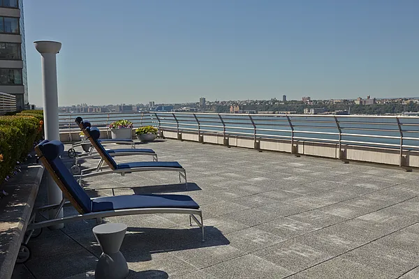 Sold by Avenue NYC Realty, Inc. | media 15